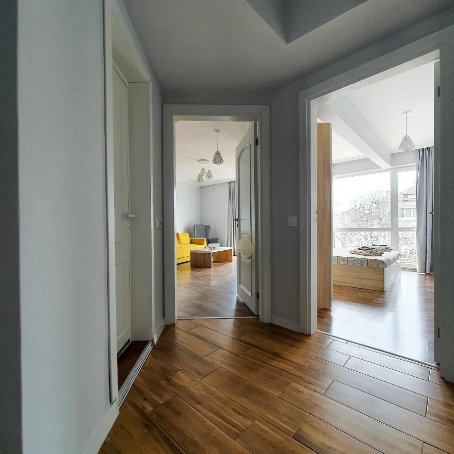 Appartement Апартамент High Style à Burgas Extérieur photo