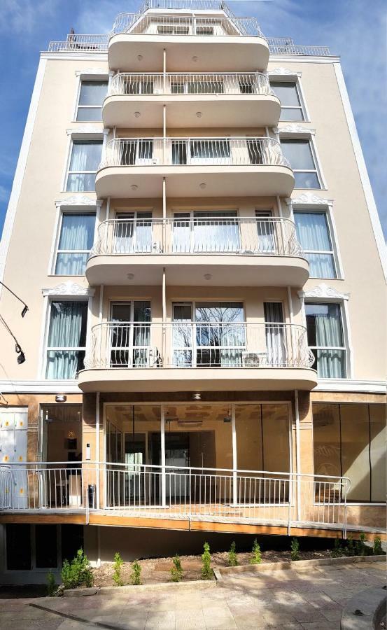 Appartement Апартамент High Style à Burgas Extérieur photo